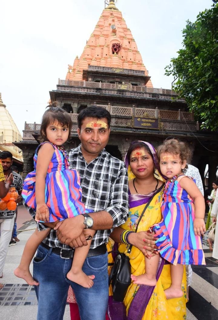 वैवाहिक जीवन के 7 वर्ष पूर्ण होने के पावन अवसर पर