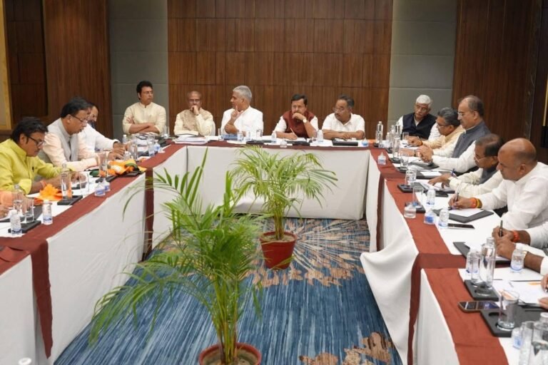 पश्चिम बंगाल चुनाव: भाजपा के शीर्ष रणनीतिकार एक मंच पर, जीत की रणनीति पर गहन मंथन