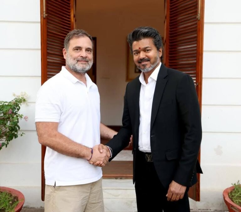 10 जनपथ में सोनिया गांधी और राहुल गांधी से मिले अभिनेता विजय, राजनीतिक चर्चाओं को मिली नई दिशा