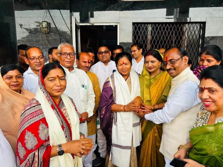 सिंगरौली में मंत्री संपतिया उइके ने विधायक रामनिवास शाह के निवास पर की आत्मीय भेंट, विकास और जनकल्याण के मुद्दों पर हुआ मंथन